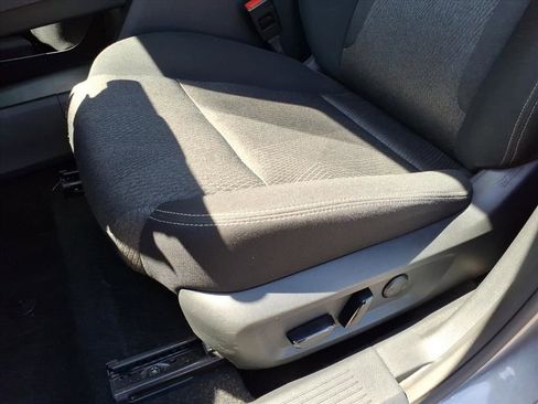 Used 2024 Nissan Rogue SV image 18