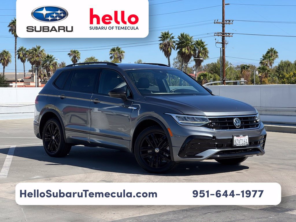 Used 2022 Volkswagen Tiguan SE R-Line FWD image 1