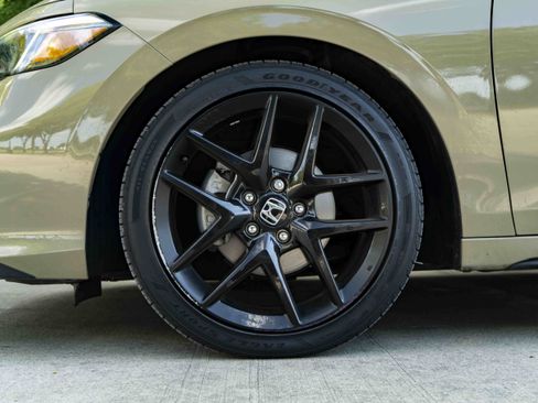 Used 2025 Honda Civic Sport image 14