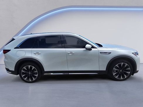 Used 2024 MAZDA CX-90 Plug-In Hybrid w/ Premium Plus AWD/4WD image 6