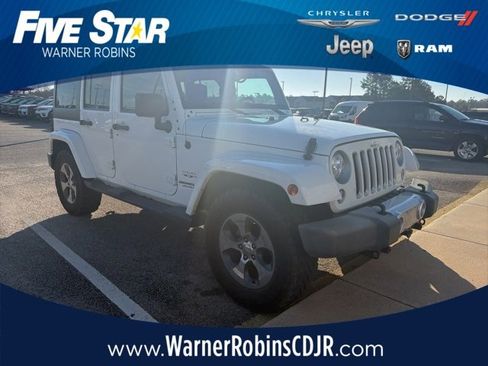 Used 2017 Jeep Wrangler Unlimited Sahara image 1