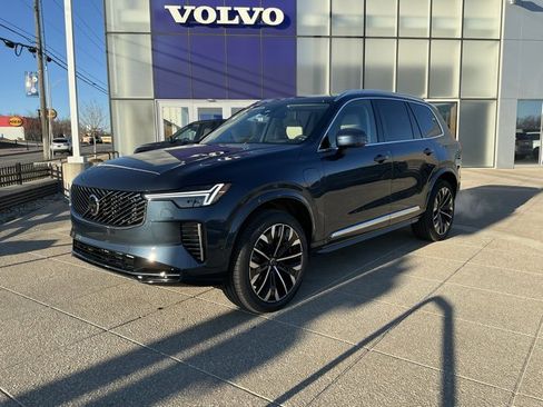 New 2026 Volvo XC90 T8 Ultra w/ Protection Package Premier image 2