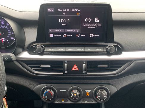 Used 2023 Kia Forte LXS w/ LXS Technology Package FWD image 16