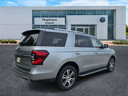 Used 2023 Ford Expedition Limited image 6