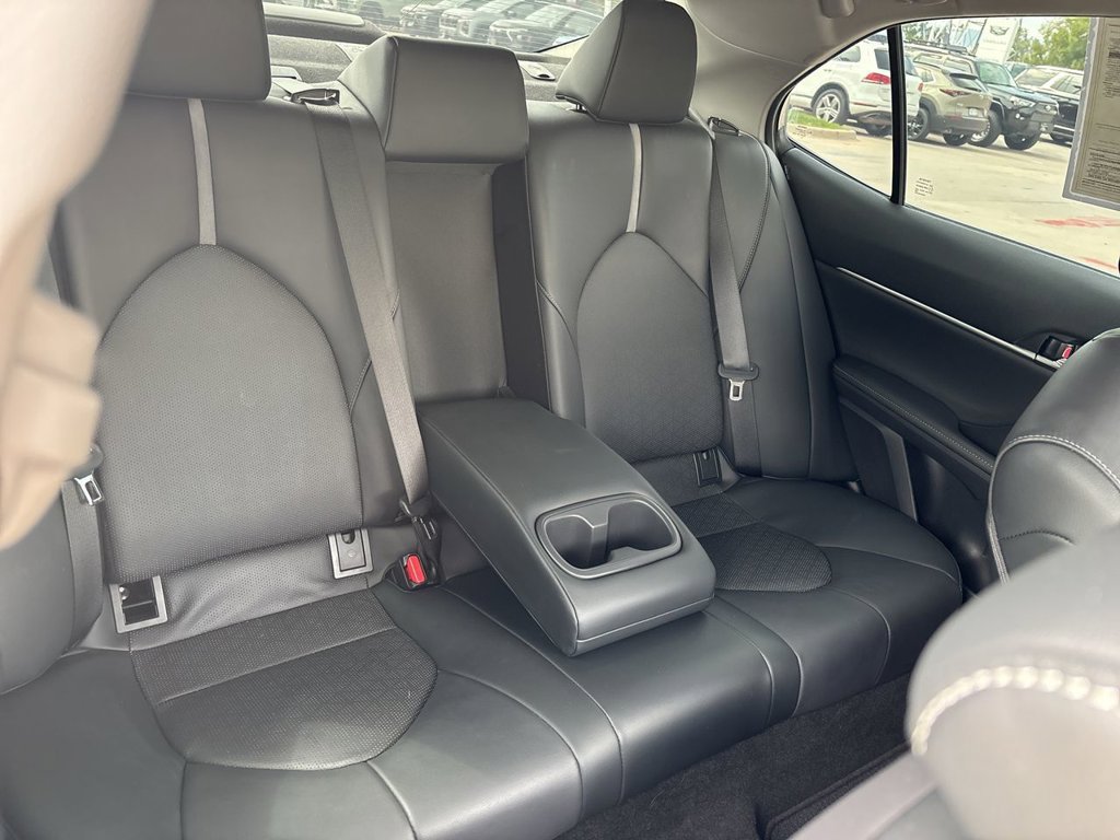 Used 2021 Toyota Camry XSE w/ Carpet Mat Package (TMS) FWD image 31