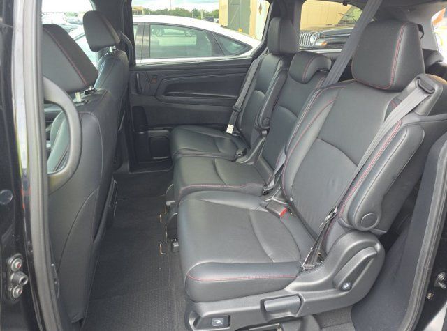 Used 2024 Honda Odyssey Sport image 4