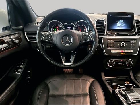 Used 2017 Mercedes-Benz GLS 450 4MATIC image 5