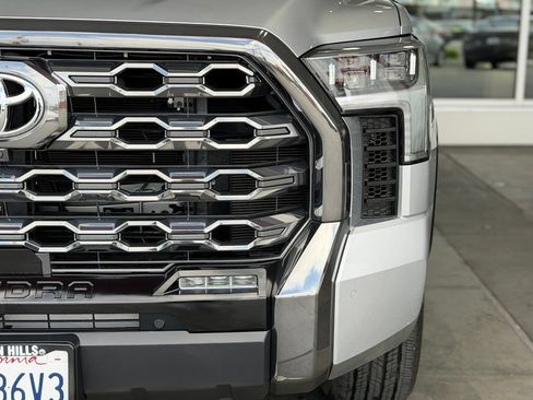 Used 2023 Toyota Tundra Platinum AWD/4WD image 5