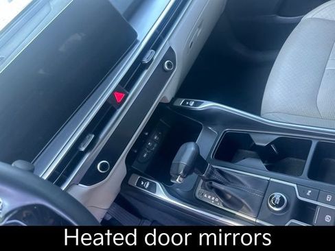 Certified 2026 Kia Sorento S w/ S Panoramic Sunroof Package FWD image 20