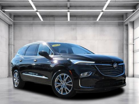 Used 2024 Buick Enclave Essence w/ Experience Buick Package image 1