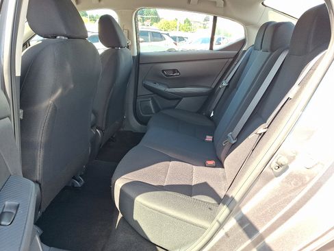 Used 2025 Nissan Sentra S FWD image 11