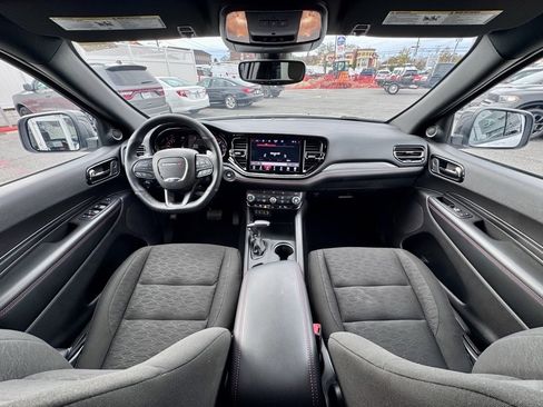 Certified 2025 Dodge Durango GT image 25