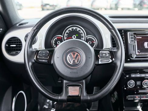 Used 2019 Volkswagen Beetle 2.0T Final Edition SEL FWD image 15
