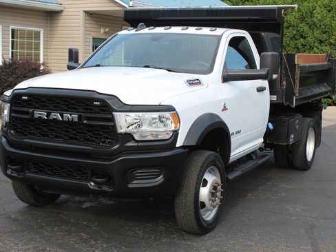 Used 2022 RAM 5500 Tradesman AWD/4WD image 12