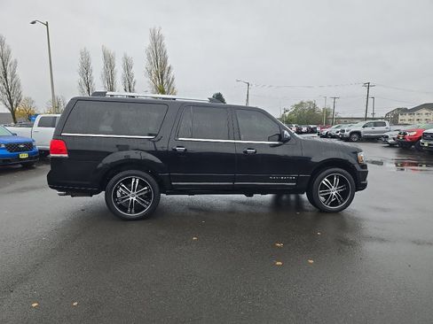 Used 2016 Lincoln Navigator L Select image 7