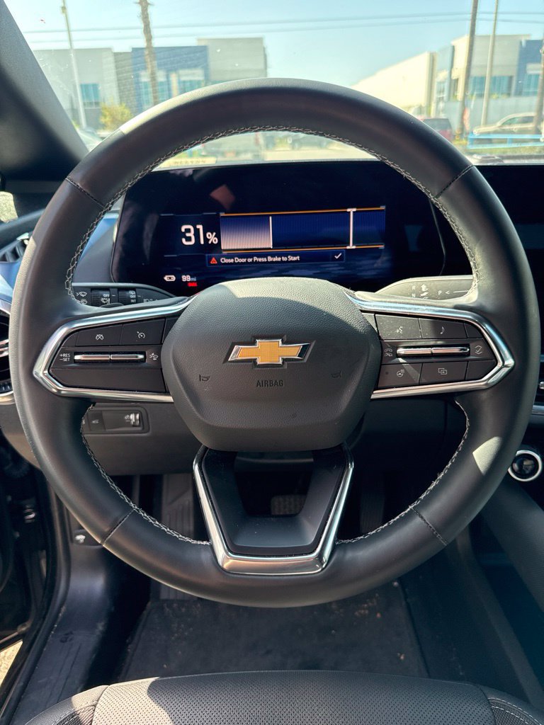 Used 2024 Chevrolet Equinox EV LT FWD image 29