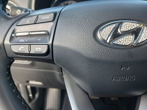 Used 2021 Hyundai Kona SEL FWD image 29