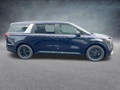 Used 2026 Kia Carnival image 33