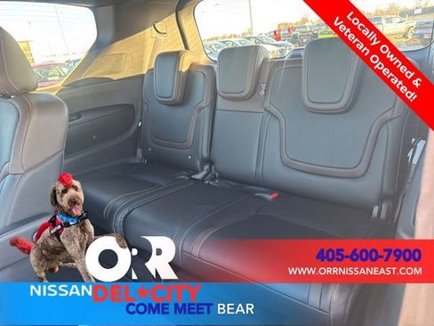 New 2026 Nissan Armada SL w/ Captain's Chari Seat Package AWD/4WD image 13