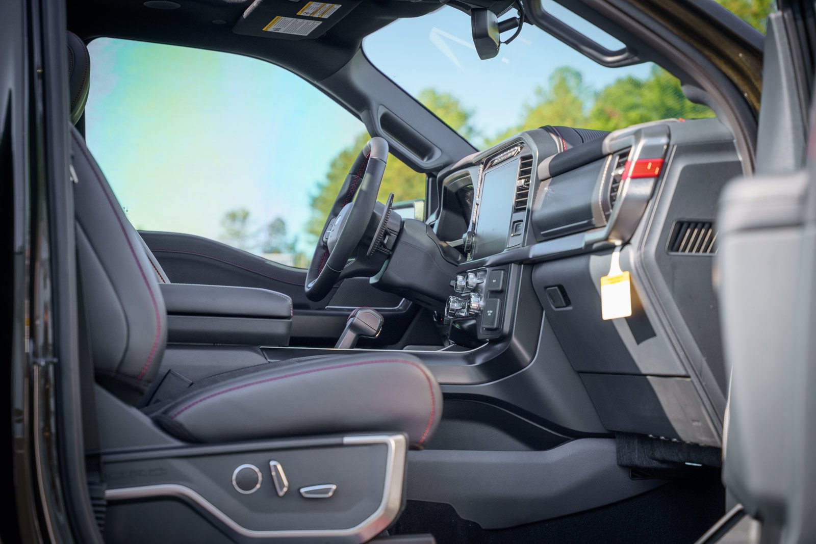 New 2026 Ford F150 Raptor AWD/4WD image 17