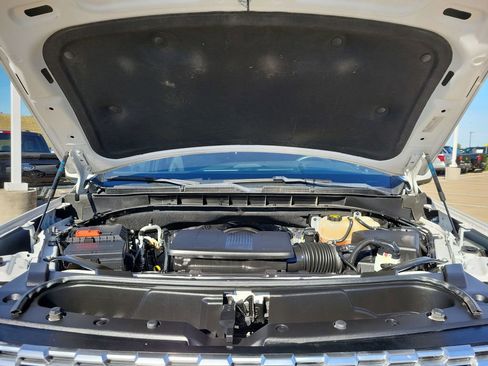 Certified 2023 GMC Yukon XL Denali image 31