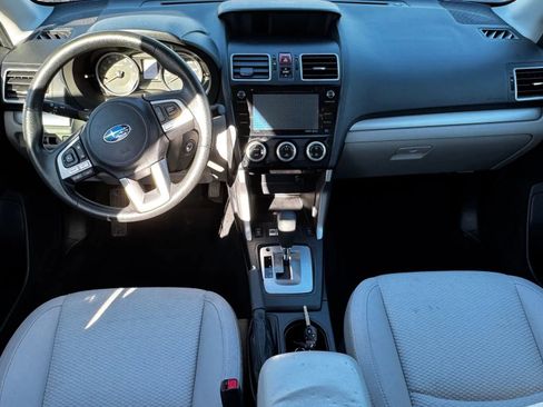 Used 2017 Subaru Forester 2.5i Premium w/ All-Weather Package image 17