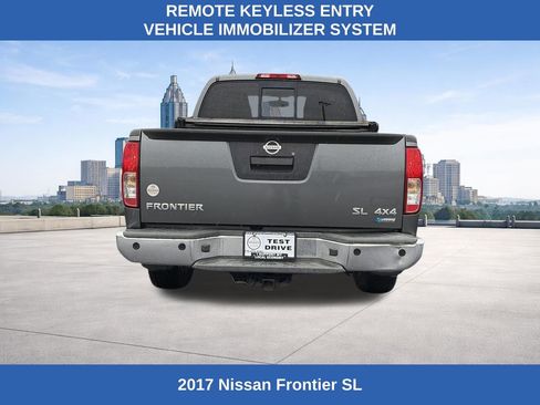 Used 2017 Nissan Frontier SL image 4