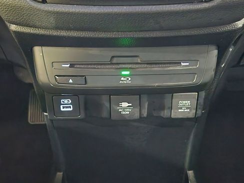 Used 2024 Honda Odyssey Touring image 40