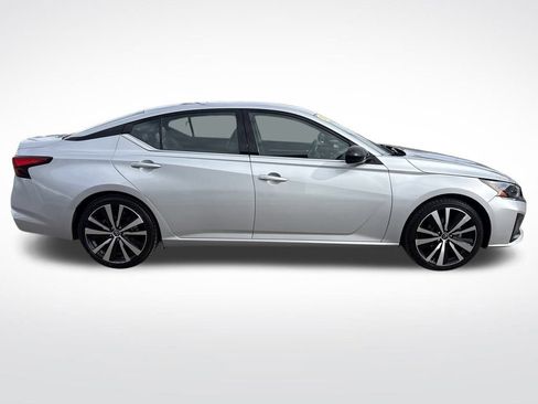 Used 2024 Nissan Altima 2.5 SR image 6