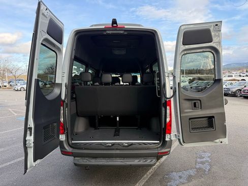 New 2025 Mercedes-Benz Sprinter 2500 image 9