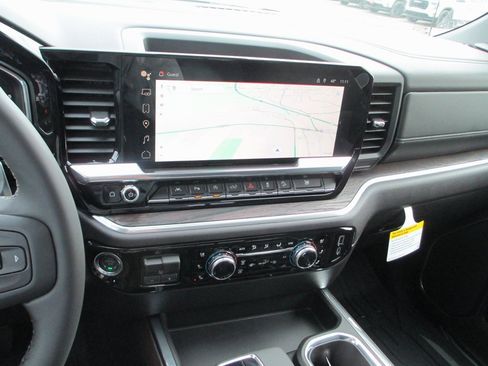 New 2026 GMC Sierra 1500 SLT w/ SLT Premium Plus Package image 18