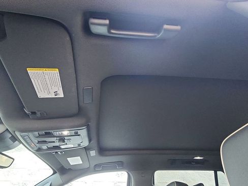 Certified 2025 GMC Yukon Elevation w/ Elevation Premium Package AWD/4WD image 19