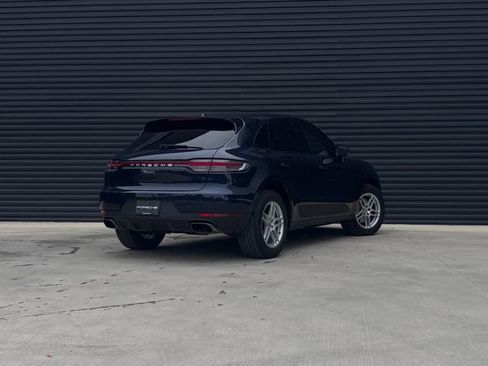 Certified 2021 Porsche Macan AWD/4WD image 7