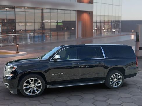 Used 2016 Chevrolet Suburban LTZ AWD/4WD image 3