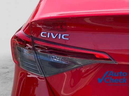 Used 2022 Honda Civic Sport image 6
