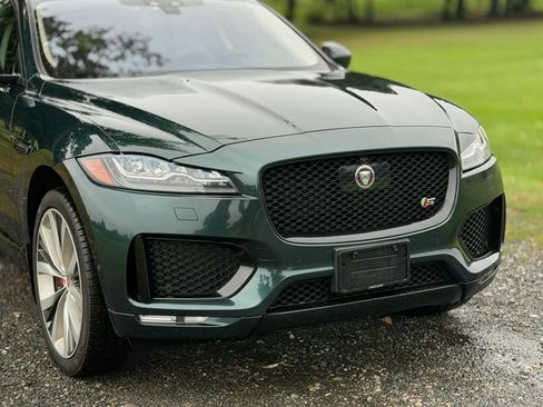 Used 2017 Jaguar F-PACE S AWD/4WD image 16