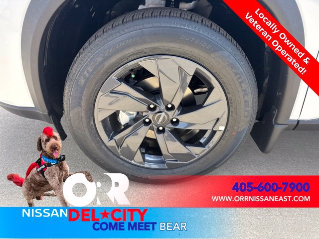 New 2026 Nissan Rogue SV FWD image 10