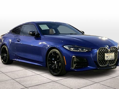 Used 2022 BMW M440i Coupe image 2