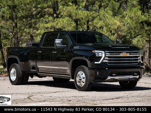 Used 2024 Chevrolet Silverado 3500 High Country w/ High Country Premium Package AWD/4WD image 1
