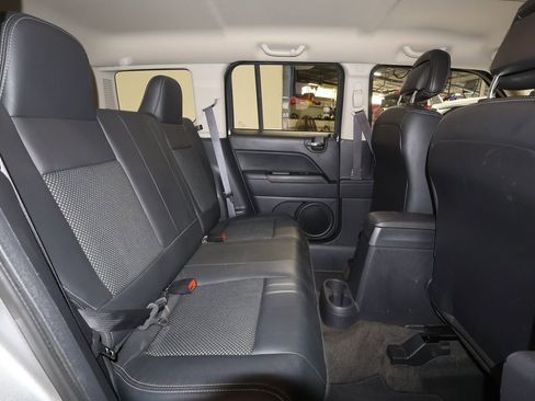 Used 2016 Jeep Patriot Sport w/ Power Value Group image 16