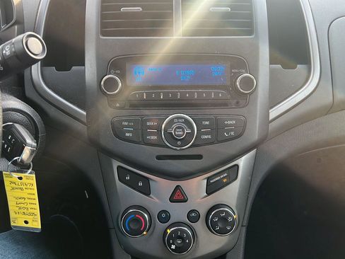 Used 2012 Chevrolet Sonic LT image 18