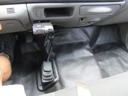 Used 2004 Ford F450 4x4 Crew Cab Super Duty image 20