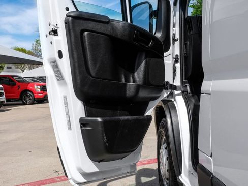 Used 2023 RAM ProMaster 2500 image 41