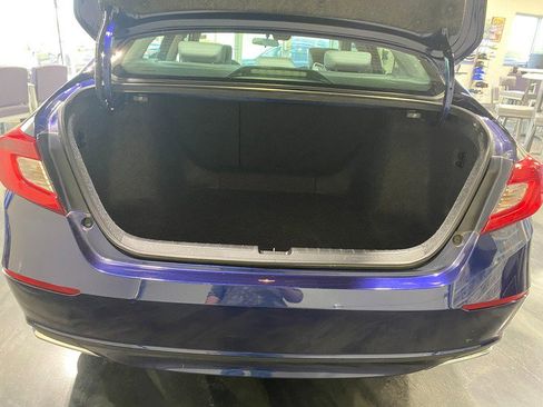 Used 2020 Honda Accord EX image 16