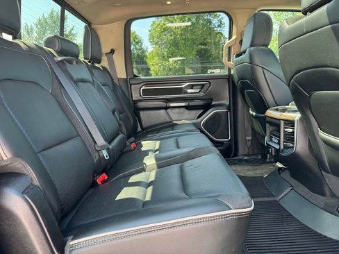 Used 2021 RAM 1500 Laramie AWD/4WD image 18