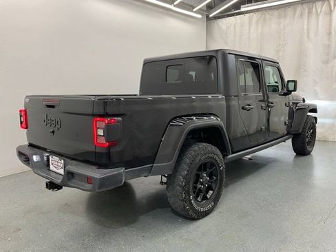 Used 2024 Jeep Gladiator Sport AWD/4WD image 7