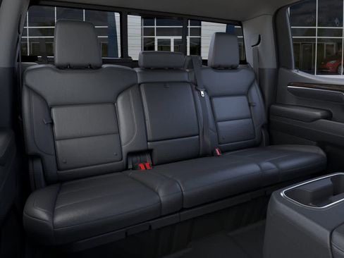New 2026 GMC Sierra 1500 SLT image 17