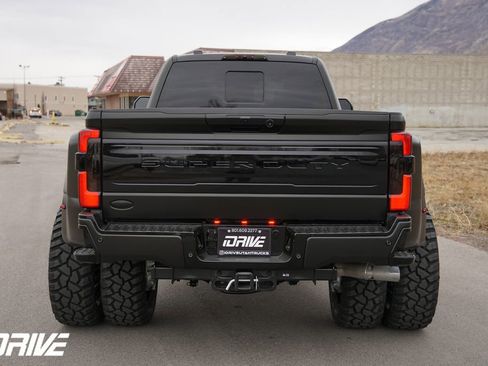 Used 2026 Ford F450 Platinum AWD/4WD image 9