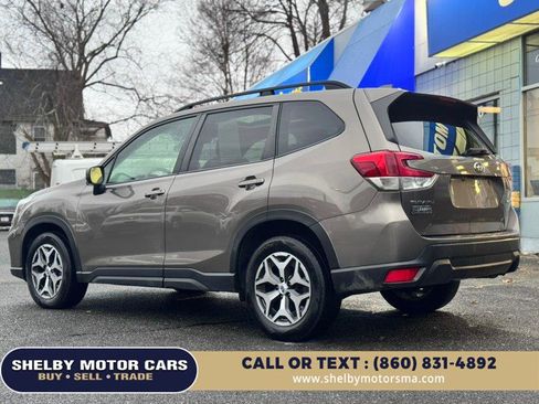 Used 2019 Subaru Forester Premium image 6