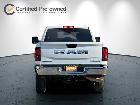 Used 2025 RAM 2500 Big Horn AWD/4WD image 5